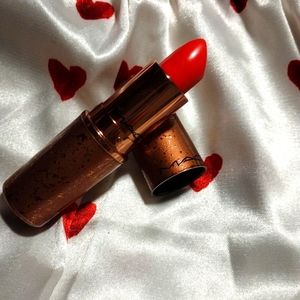 Nwot Mac lipstick